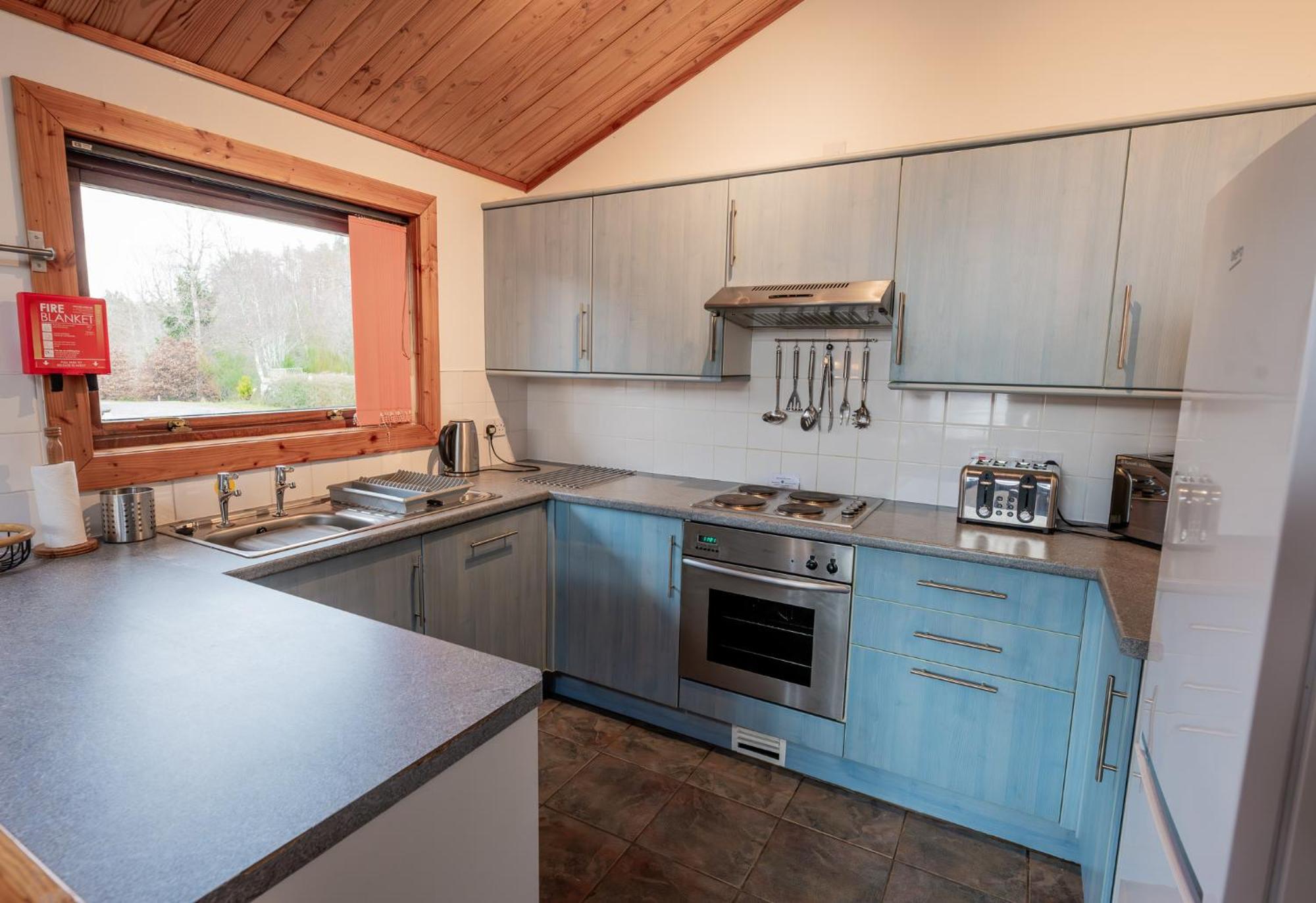 Loch Insh Chalets Ltd Kincraig Exterior photo
