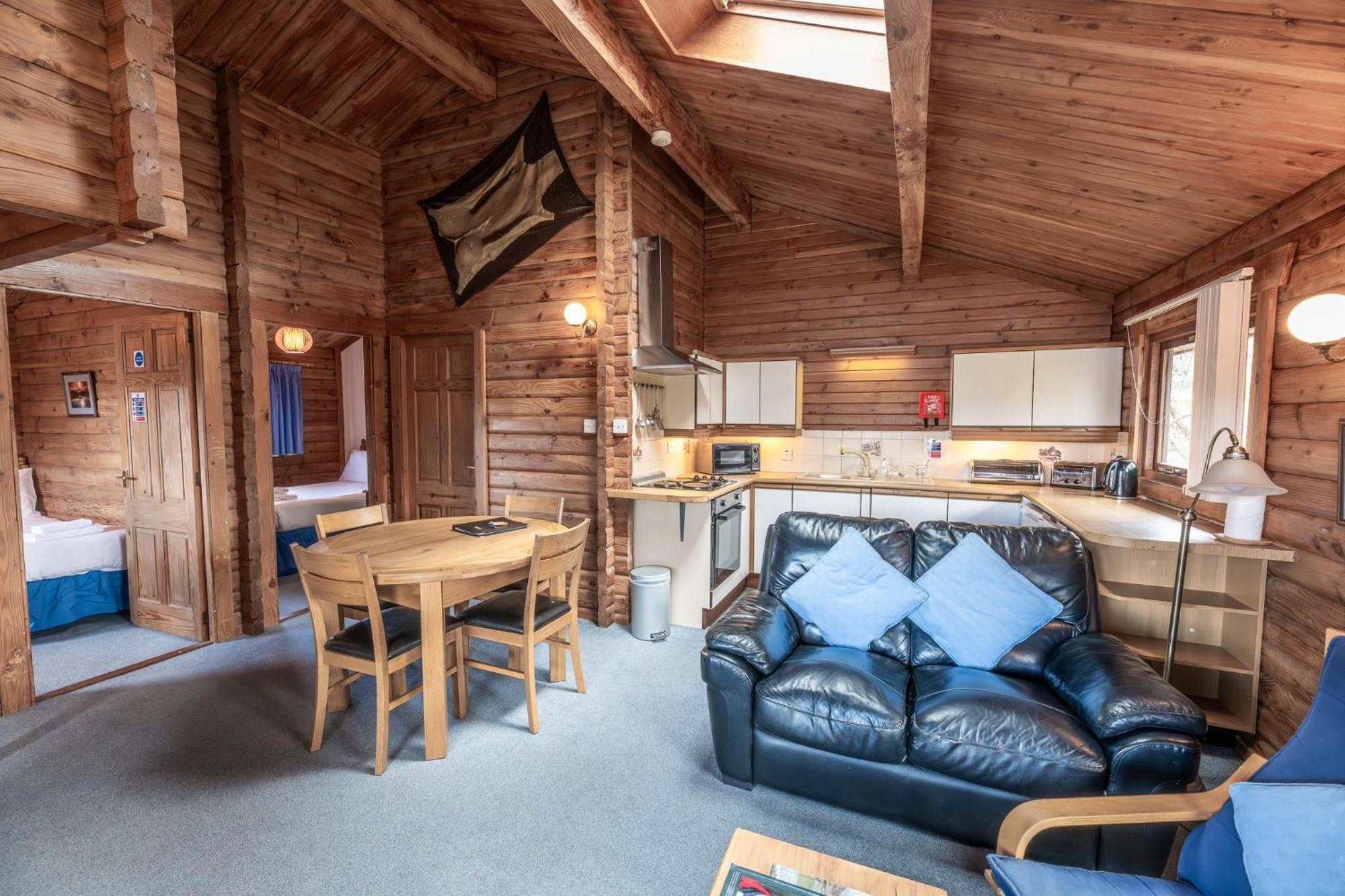 Loch Insh Chalets Ltd Kincraig Exterior photo